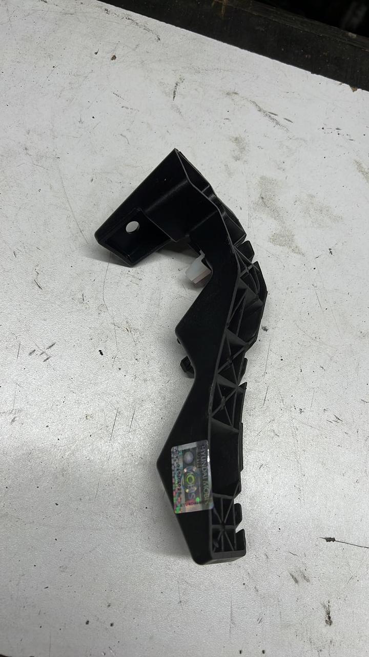 Кріплення напрямне переднього бампера Kia Soul 2014+, фото 1