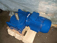 Мотор-редуктори черв'ячні МЧ-125 -45 з електродвигуном 5,5 кВт