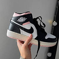 Кроссовки женские Nike Air Jordan 1 Retro High черно-белые найк аир джордан высокие осень весна