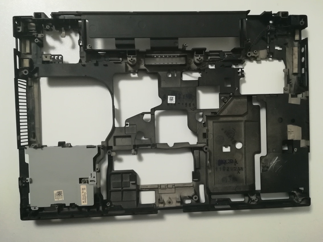Dell Precision M4500 Series Корпус D (нижня частина корпусу) бу #