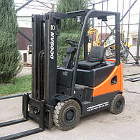 Дизельный Корейский вилочный погрузчик 1,8 тонны Doosan D18S5 б/у