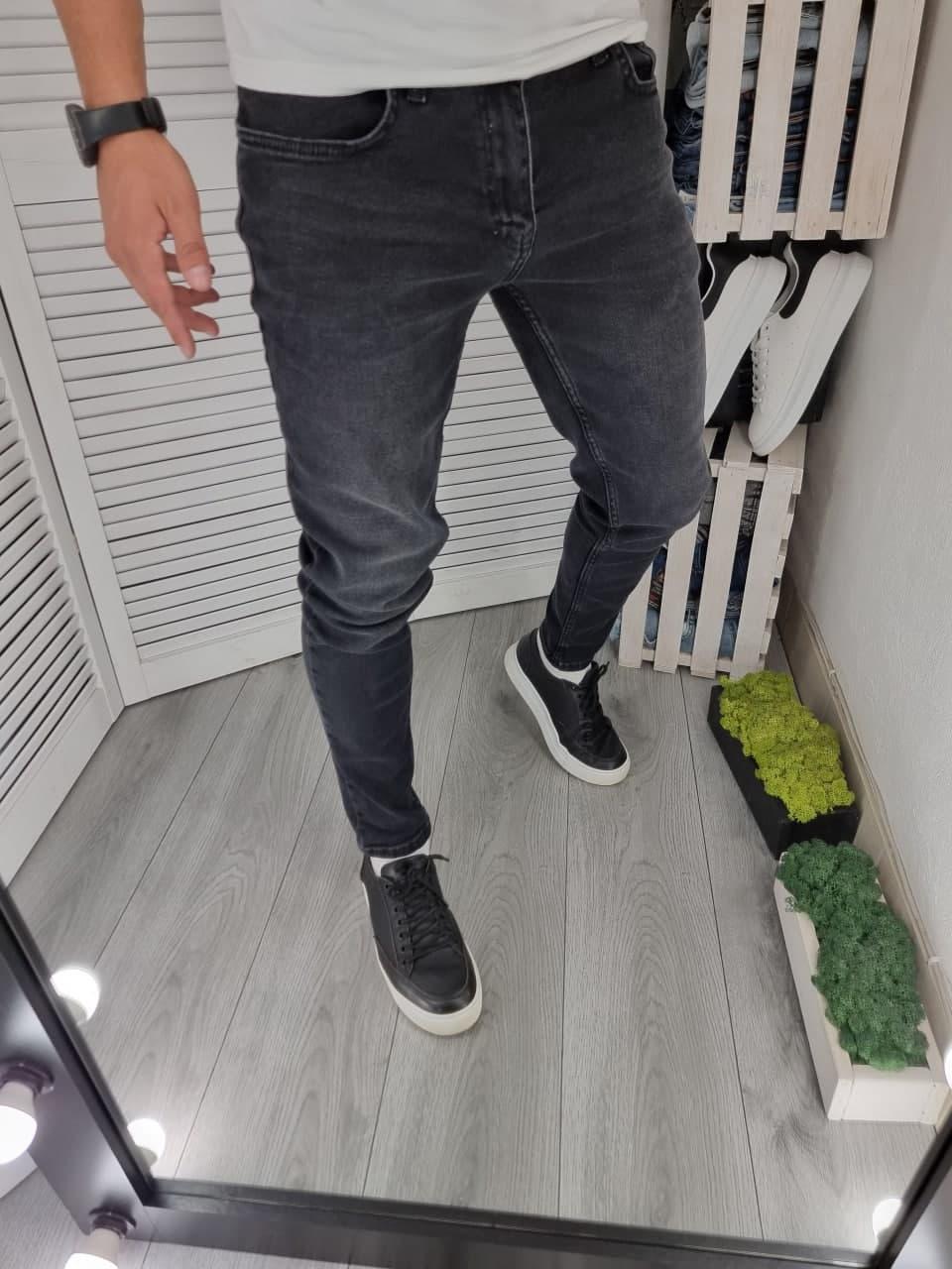 Чоловічі сірі джинси зауженые