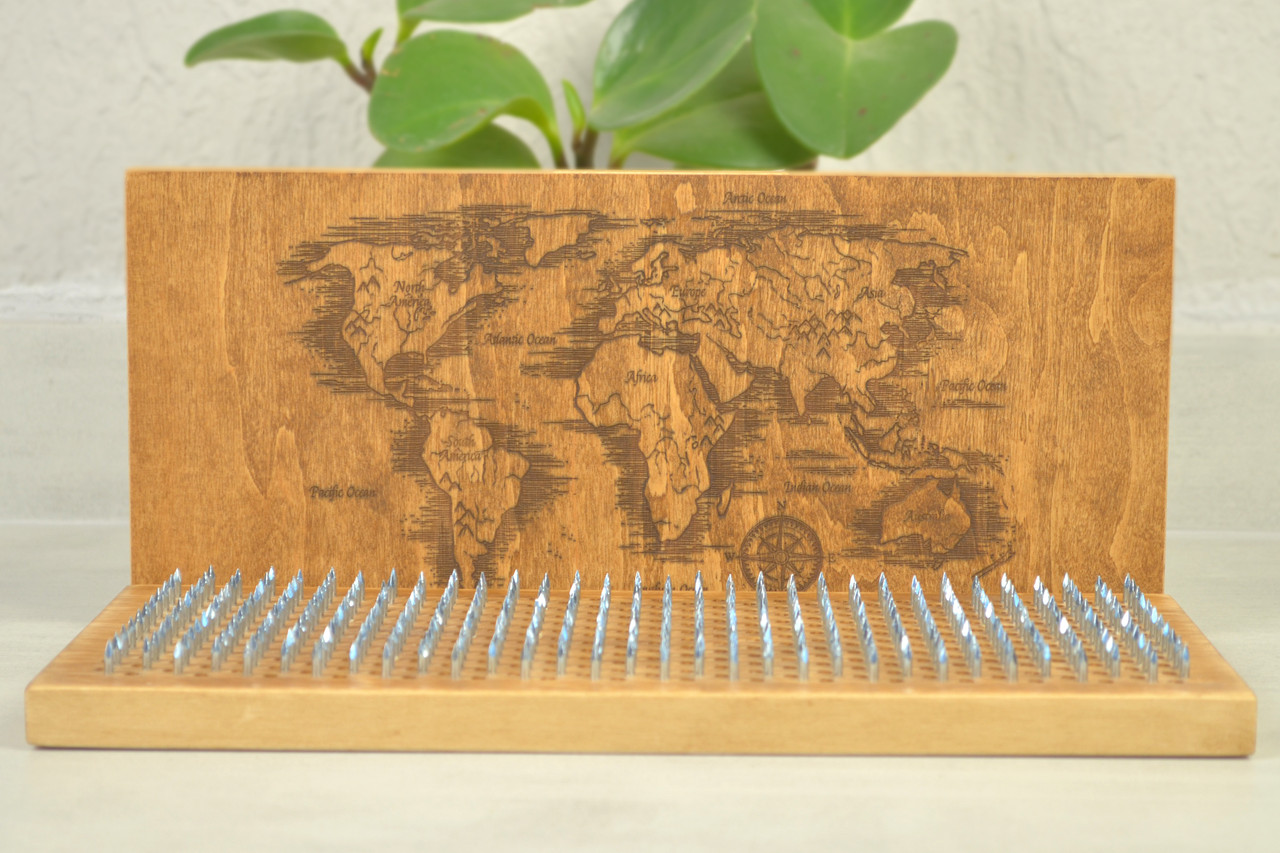Легка дошка Садху для початківців з гравіруванням "Карта світу" подарунок для мандрівника йога