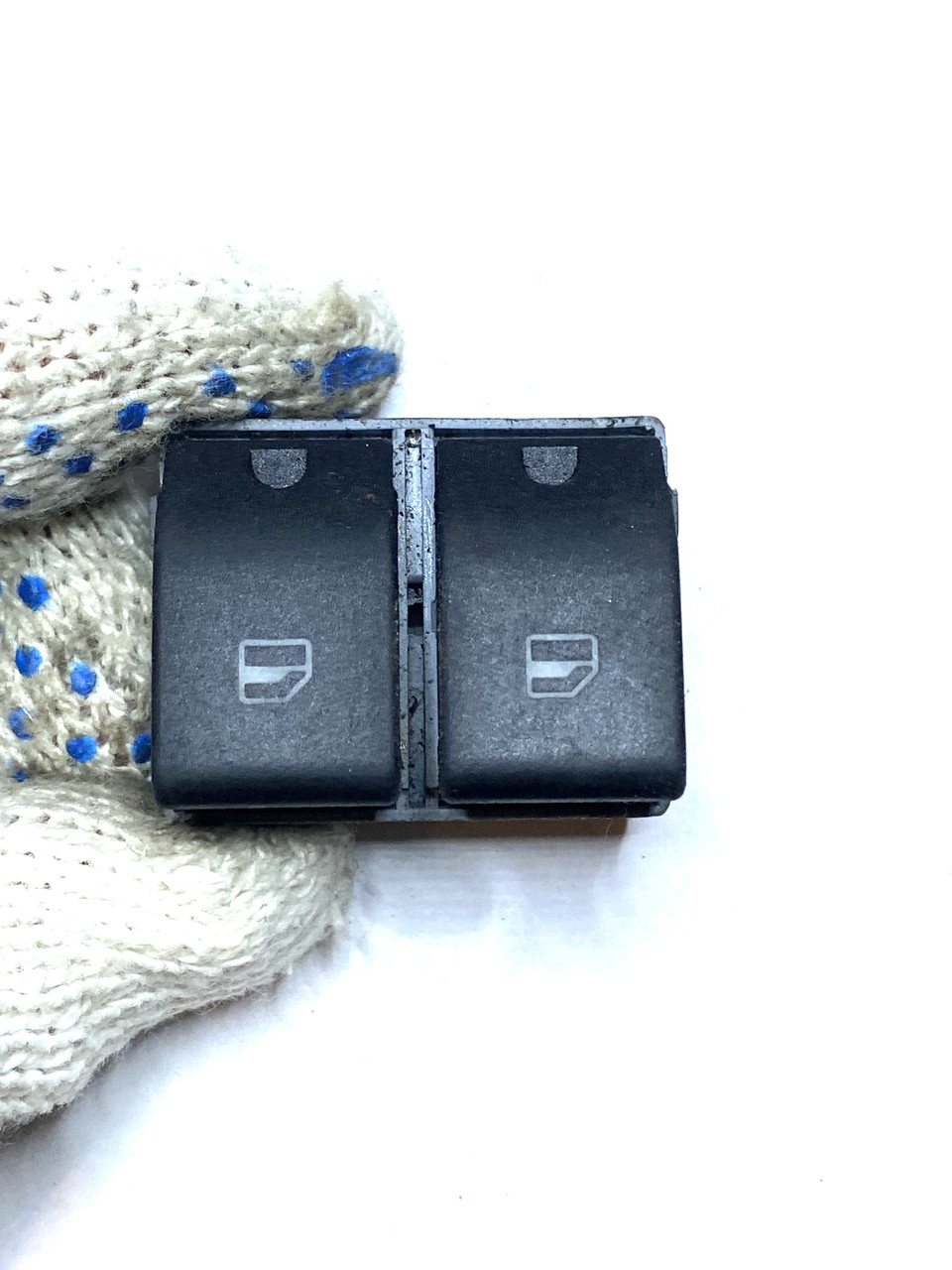 Кнопка склопідіймача б/у Volkswagen 6Q0959858 Bitron, фото 1