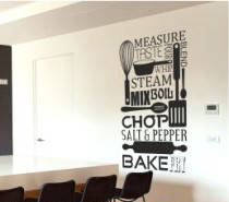 Вінілова інтер'єрна наклейка декор на стіну та шпалери «Кухонні заходи» з оракалу
