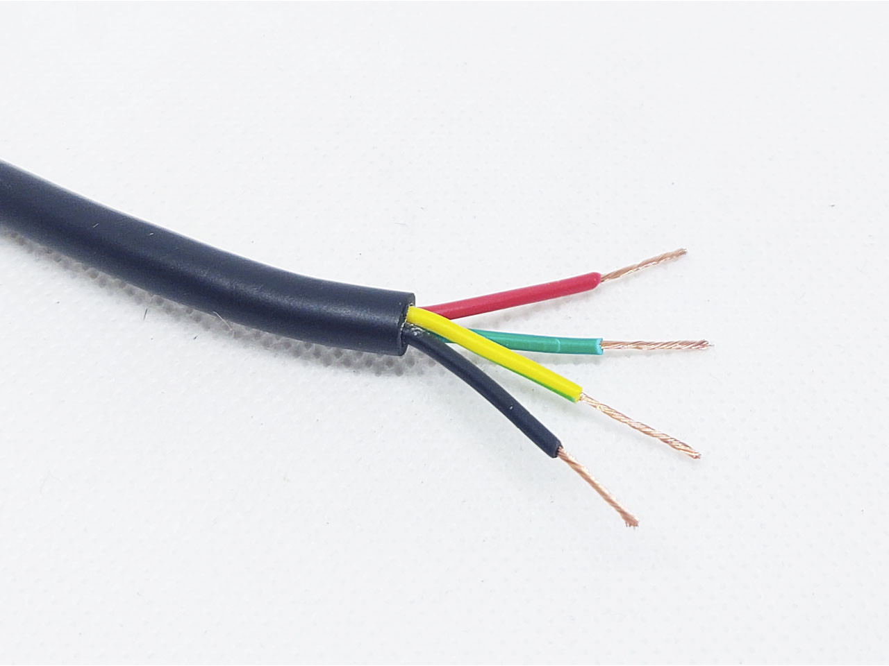 Кабель сигнальный медный RVV 4*0,5мм2 (ID#1556436194), цена: 68.85 ...