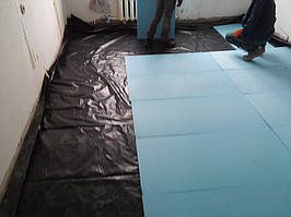 Як шумоізоляція замовник, за порадою знайомого виконроба, вирішив використовувати екструдований пінополістирол, 20 мм.