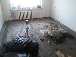 День третій, останній. Виготовлення розчину для загортання штроб після виїмки напрямних.