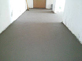 Коридор у ближчому ракурсі.