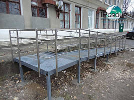 Ограждение пандуса для инвалидов. Изготовим и установим в кротчайшие сроки пандус металлический.  Перила для лестницы из металла от... 5