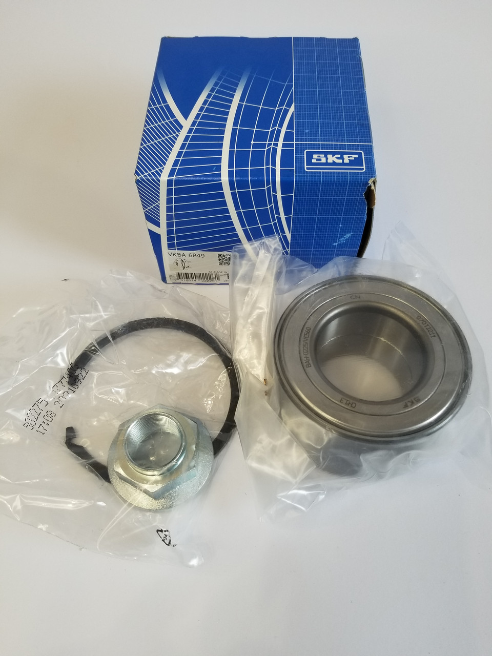 Підшипник маточини передій MAZDA CX-7 VKBA 6849
