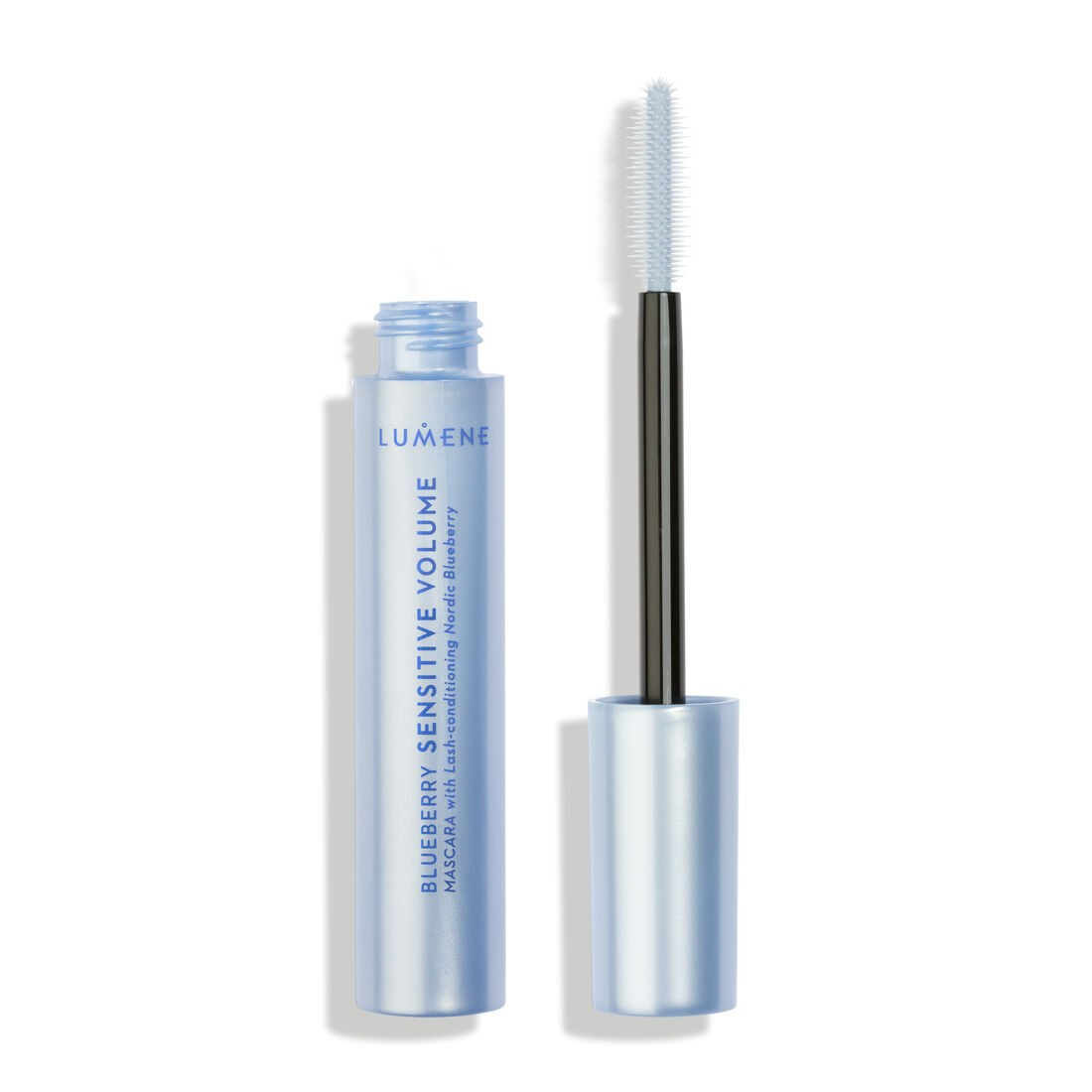 Туш з чорницею для чутливих очей Lumene Blueberry Sensitive Volume Mascara