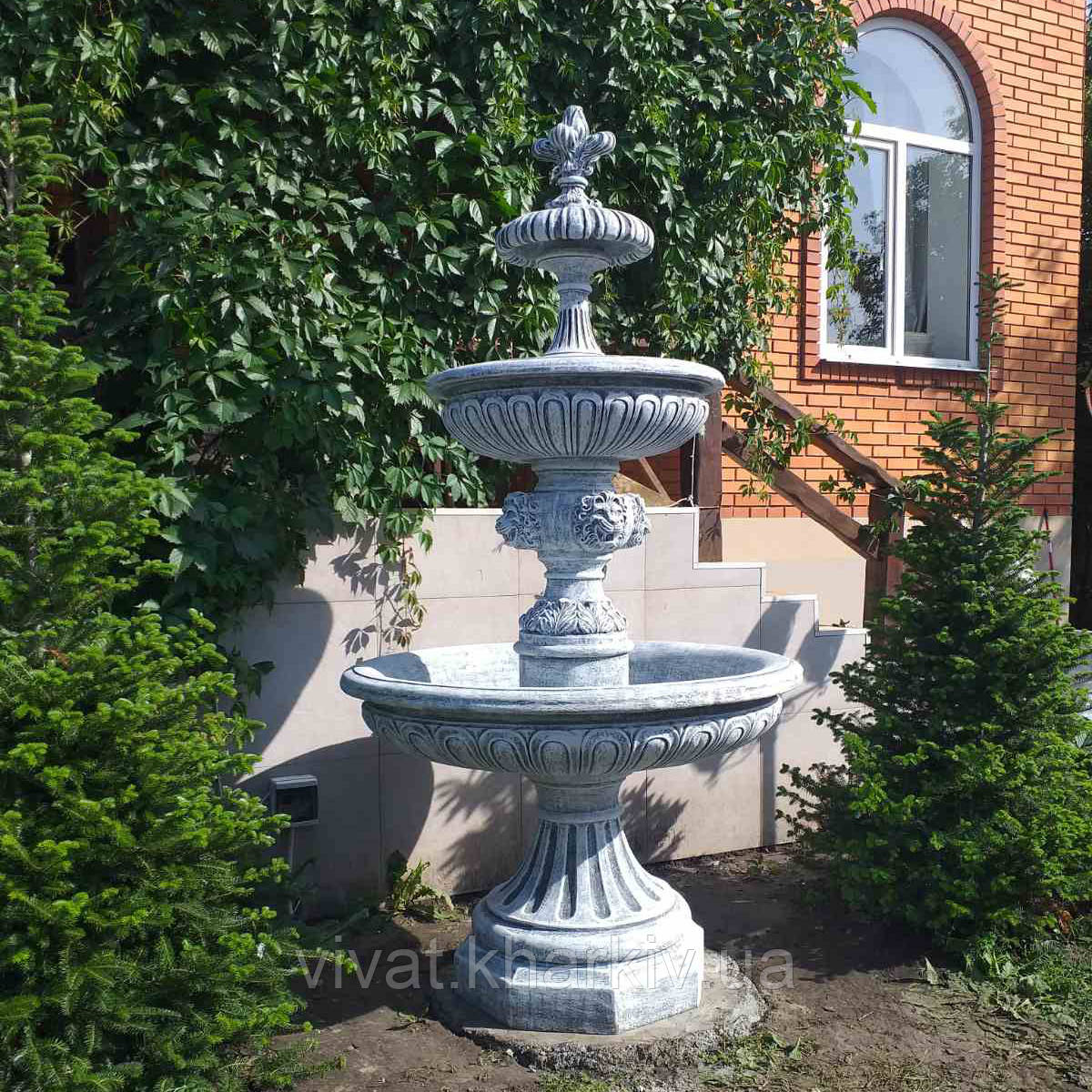 Садовий фонтан "Віденський" з бетону