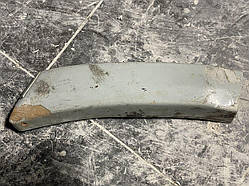 1246902040 Молдинг крила заднього правого Mercedes W124 б/у