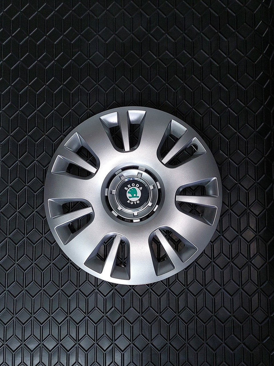 Ковпаки на колеса r15 на Skoda / Шкода SKS 312, фото 1