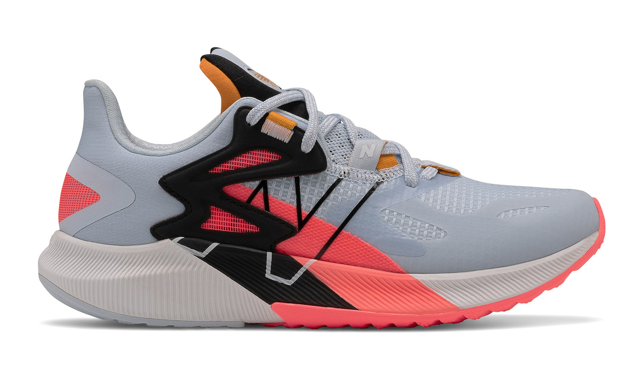 Кросівки жіночі New Balance WPRMXLM FuelCell Propel RMX колір: білий/рожевий