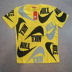 Чоловіча футболка Nike