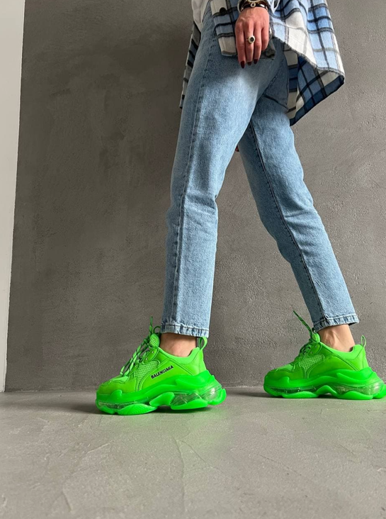 Купить Кроссовки женские и мужские Balenciaga Triple S Neon Green Обувь  Баленсиага Трипл С Зеленые Нион, цена 3598 грн —  (ID#1558929509)