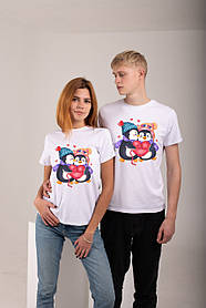 Парні футболки для двох із принтом "Закохані пінгвінчики"