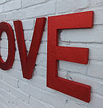 Великі червоні глітерні літери лав лове на стіну. Декор до дня Святого Валентина, фото 6