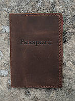 Мужская обложка на загранпаспорт с карманом для карточек ручной работы коричневая