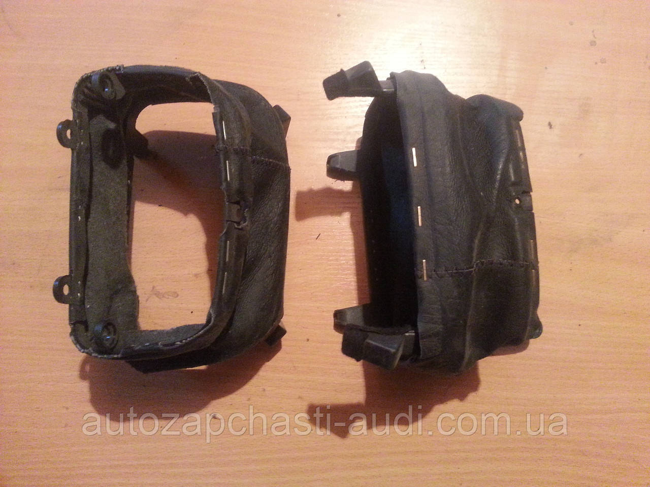 Кожух кермової колонки Audi 100 A6 C4 91-97г, фото 1