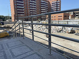 Перила и ограждения для лестниц. Перила с тройным (двойным) поручнем. Детские перила для лестниц, для школ и садика. г. Сумы Детский Сад ,... 8