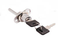 Замок меблевий центральний з хвостовиком повернений на 90 градусів.