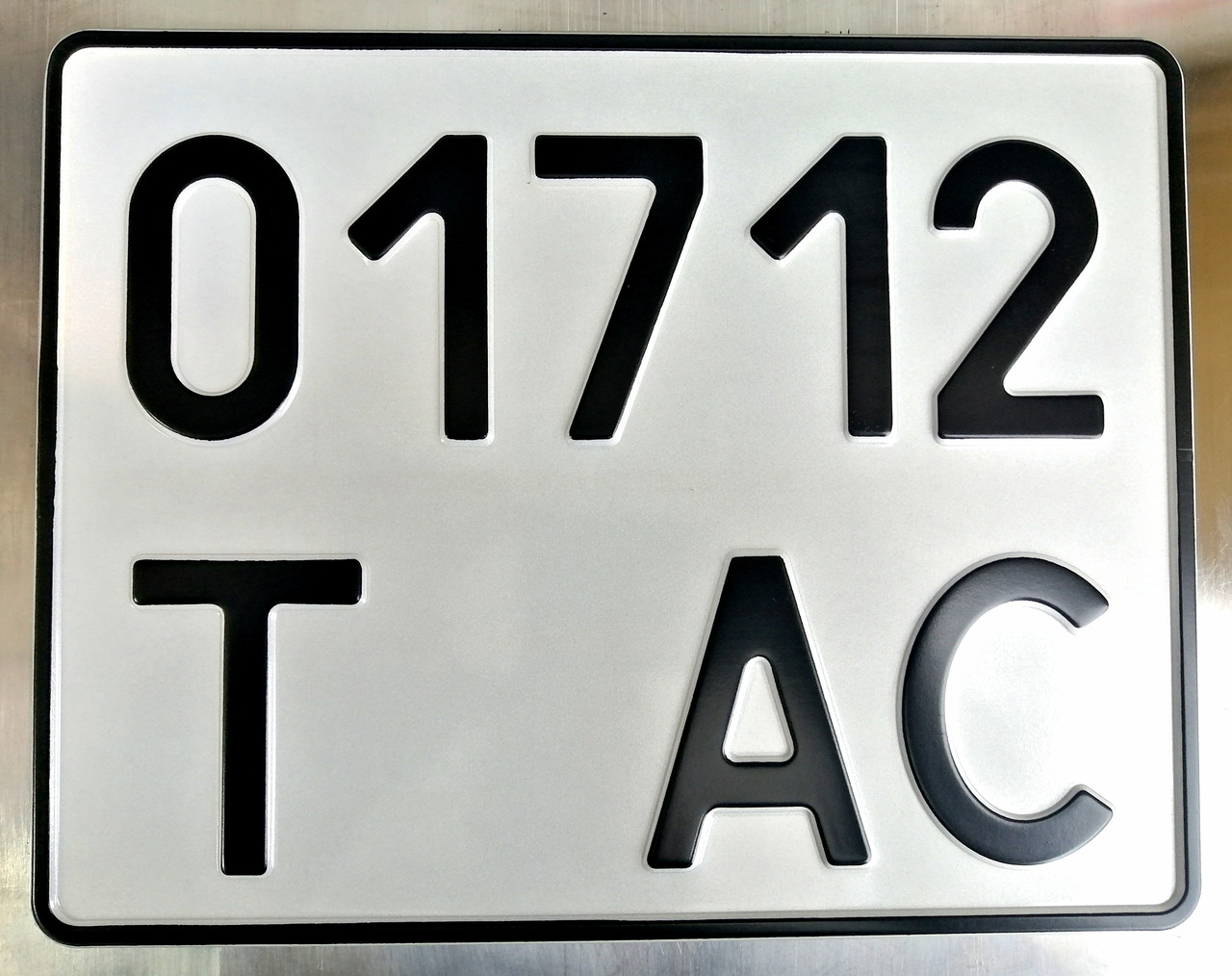 Номерний знак на технологічний транспорт тип 12-1 ДСТУ 3650:2019
