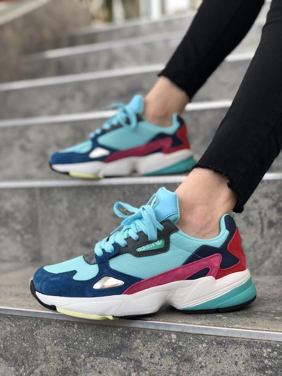Adidas falcon w clear mint online