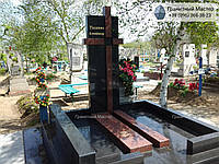 Красивый надгробный памятник из гранита мужчине с крестом № 59