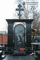 Необычный элитный мемориальный памятник из черного гранита мужчине № 11