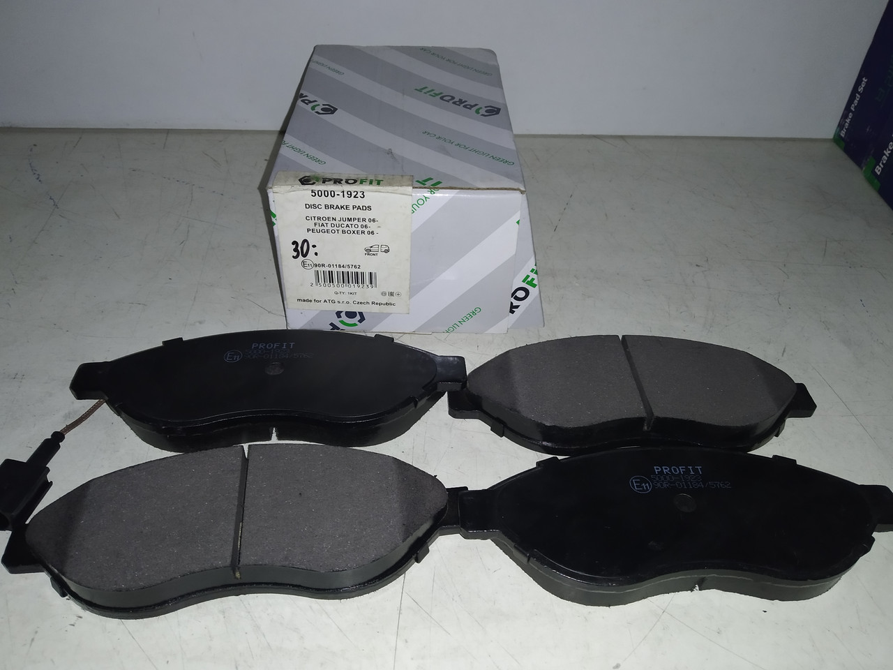 PROFIT Колодки гальмівні передні CITROEN JUMPER 06-, FIAT DUCATO 06-, PEUGEOT BOXER 06-, фото 1