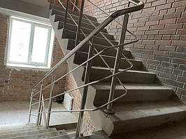  Перила для лестницы из нержавейки. У нас вы сможете заказать перила для лестницы. г. Сумы Детский Сад , ул. Интернационалистов 5 1