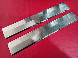 Накладки на пороги на пластик Volkswagen Touareg 2010-2017