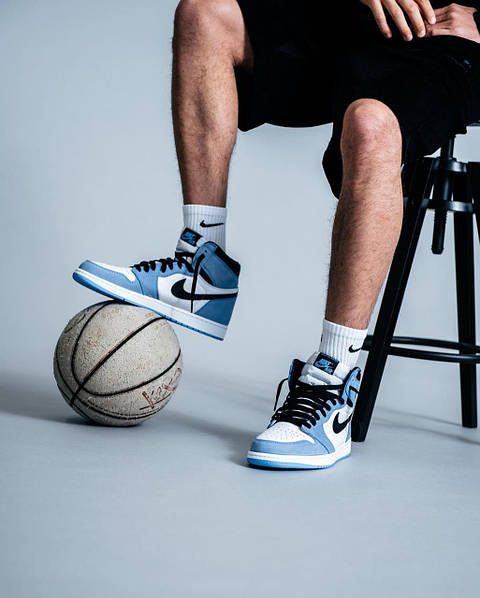 Кроссовки Nike Air Jordan 1 Retro High University Blue купить недорого в Киеве, Харькове, Одессе, Львове, Днепре, Украине | BOSSCROSS Кроссовки Nike Air Jordan 1 Retro High University Blue купить недорого в Киеве, Харькове, Одессе, Львове, Днепре, Украине | BOSSCROSS