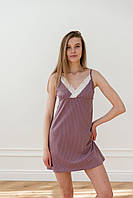 Сорочка нічна жіноча бавовняна на тонких бретелях з мереживом Vivioji розмір S (12859)