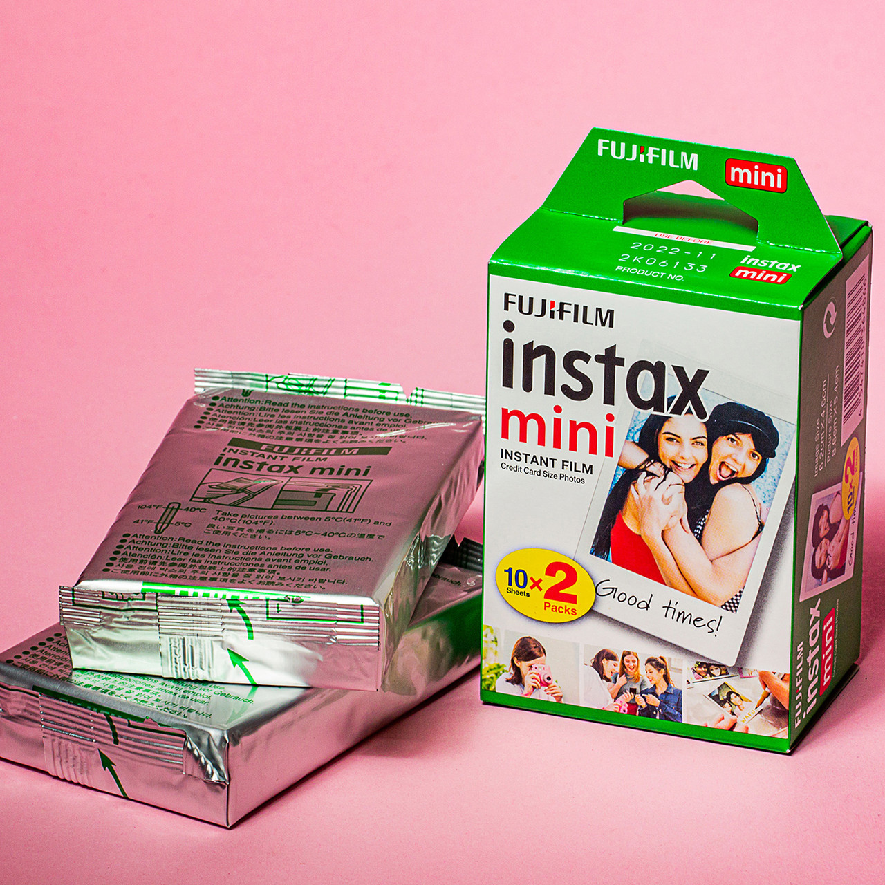 Фотоплівка оригінальна для камери Fujifilm Instax Mini Color film 20 аркушів фото (2 картриджа) для 12, 11,8,9,liplay, evo 40 90