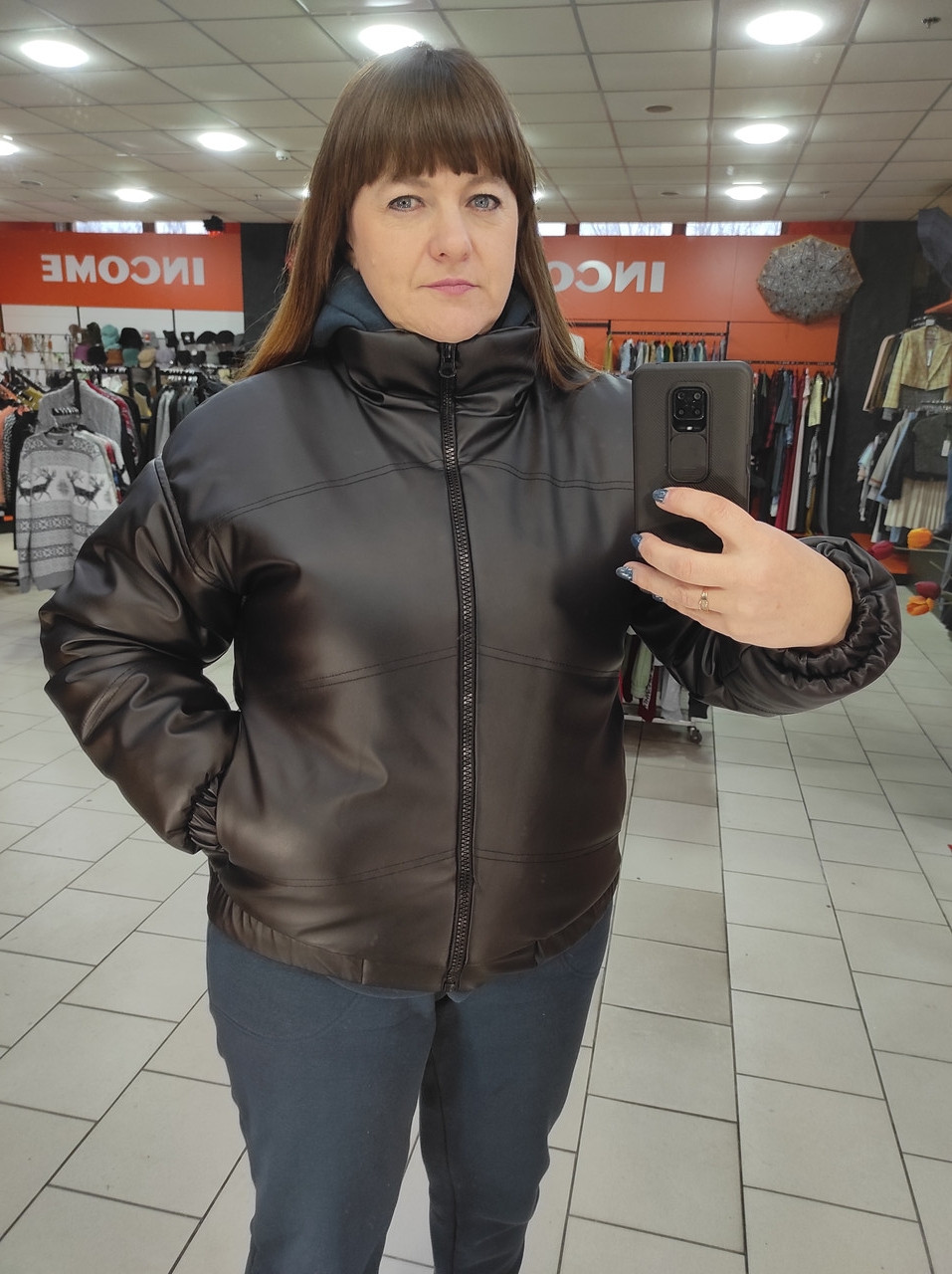 Жіноча чорна куртка екошкіра оверсайз