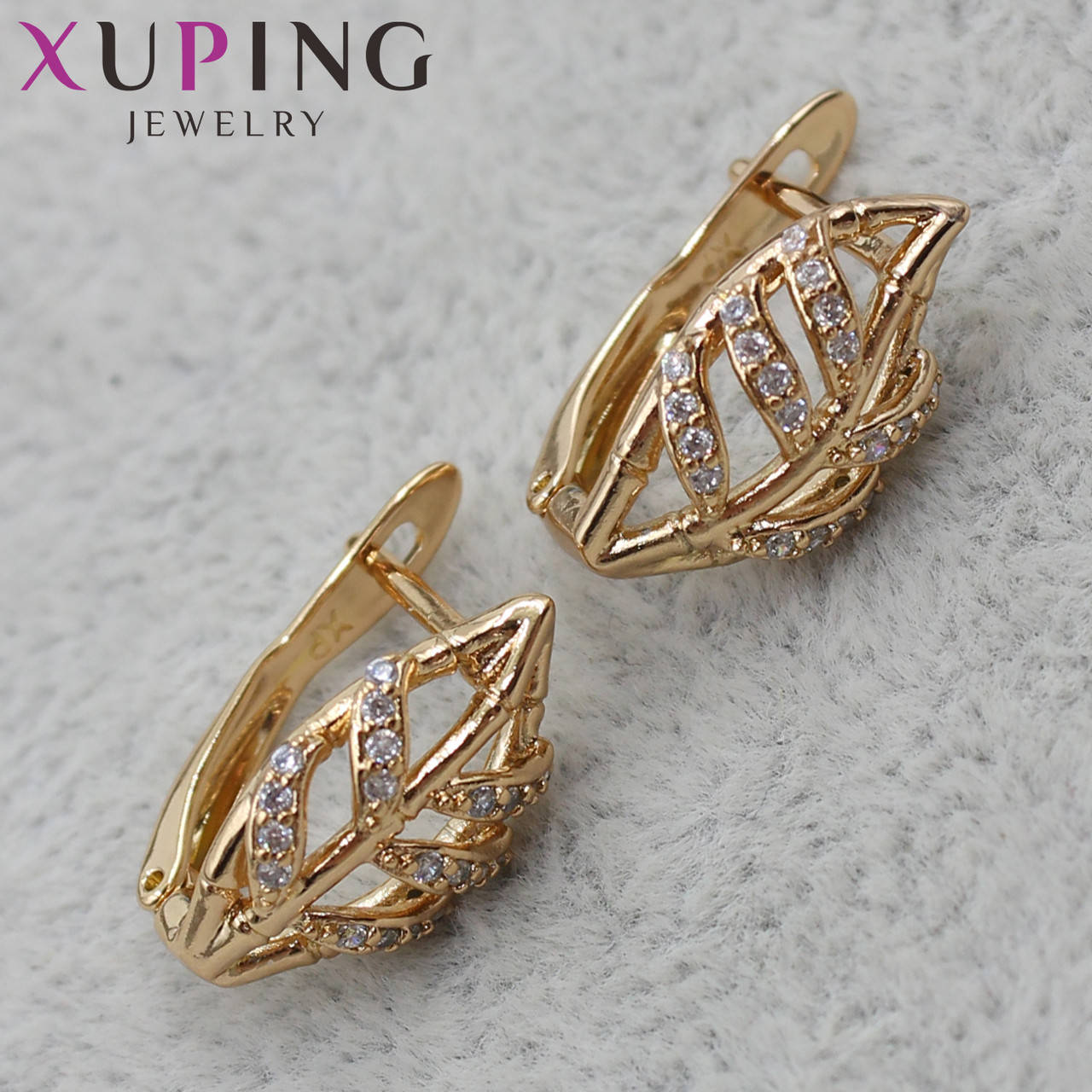 

Серёжки женские медицинское золото Xuping Jewelry английский замок лепестки со стразами 24K
