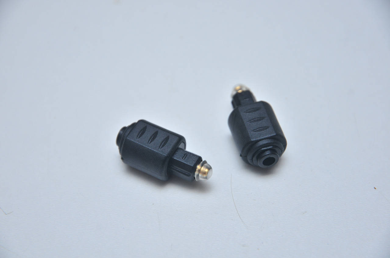 

Переходник оптика С внутреннего SPDIF 3.5mm на Toslink прямой