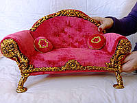 Кукольный диван ручной работы в стиле барокко