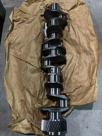 Вал колінчастий в зборі з шестірнею T8.390/Mag.340 Case 504379916