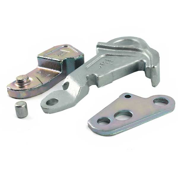 Засувка 370030A1 MX255/285/310/340/Case Puma 5189343