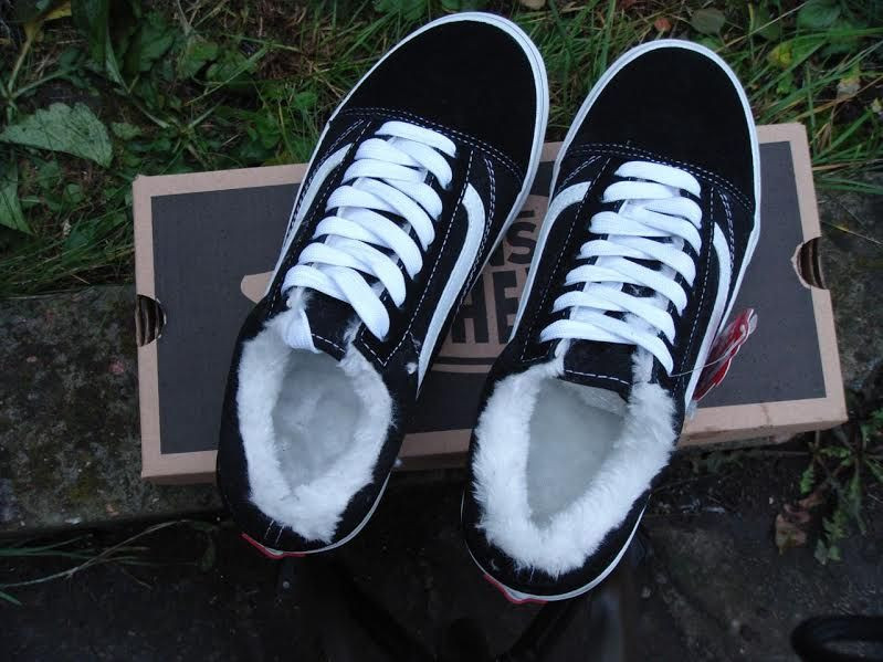 Кеды на меху Vans Old Skool Low Winter Black White - фото 3 - id-p1561866490