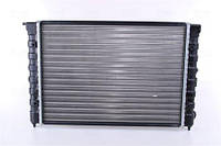 Радиатор охлаждения Golf (83-) Nissens 651811