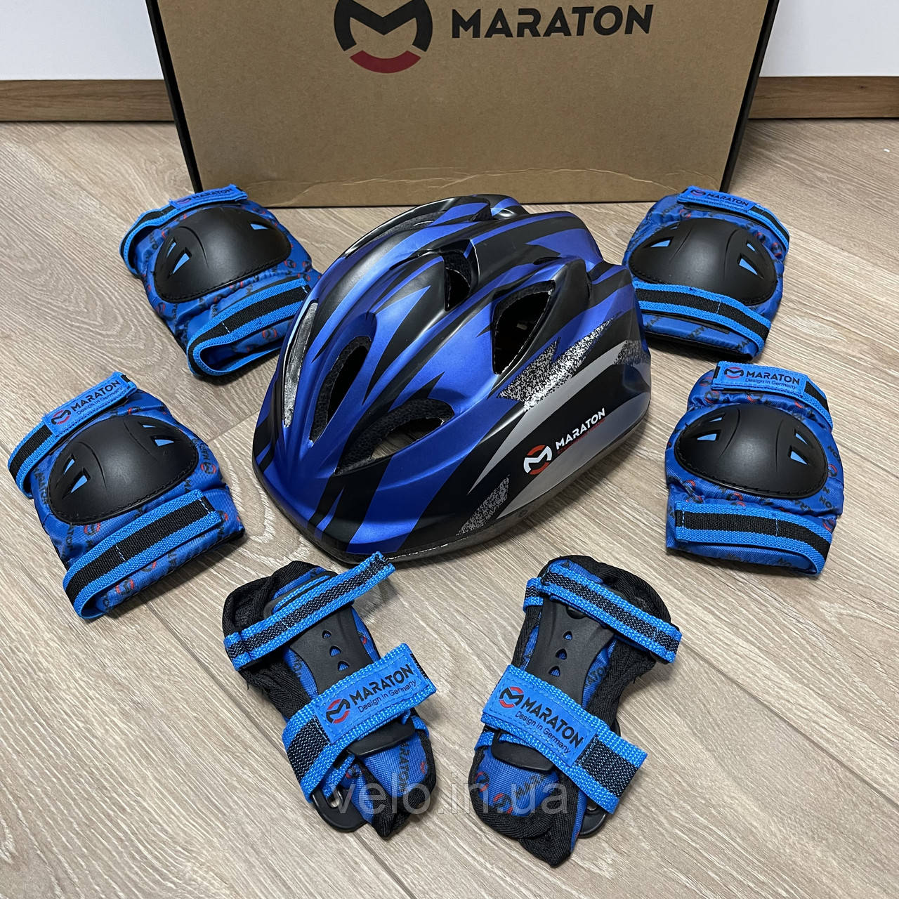 Фірмовий комплект захисту, шолом Maraton+ наколінники, налокітники, рукавички