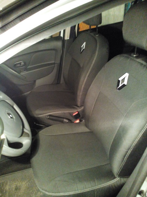 Авточохли Renault Megane 3 2008-2014 (Цілісний диван), фото 1