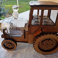 Мінібар Трактор з рюмками та бочкою, подарунок на день народження, сувенір