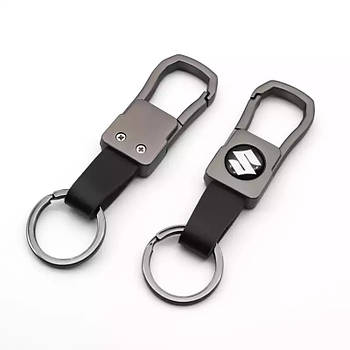 Брелок Suzuki з карабіном, брелок металевий Сузукі